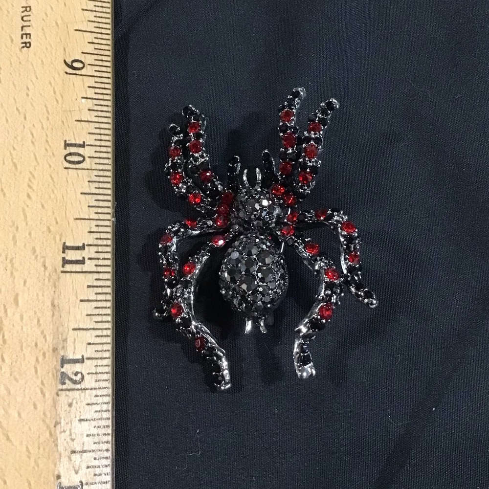 SPIDER BLACK RED RHINESTONE PIN BROOCH NWOT VERY COOL PIECE GOTH